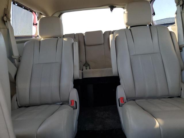 2C4RC1CGXDR588630 - 2013 CHRYSLER TOWN & COU TOURING L RED photo 10