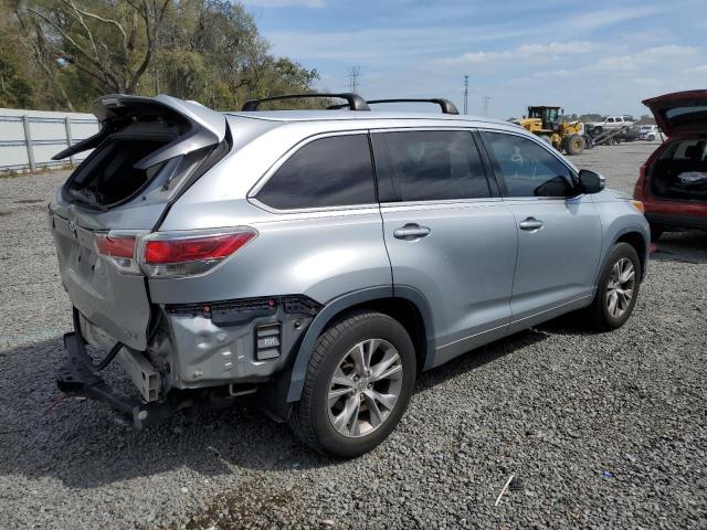 5TDKKRFH0FS091216 - 2015 TOYOTA HIGHLANDER XLE SILVER photo 3