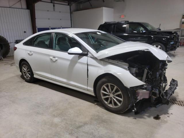 5NPE24AF6JH669811 - 2018 HYUNDAI SONATA SE WHITE photo 4