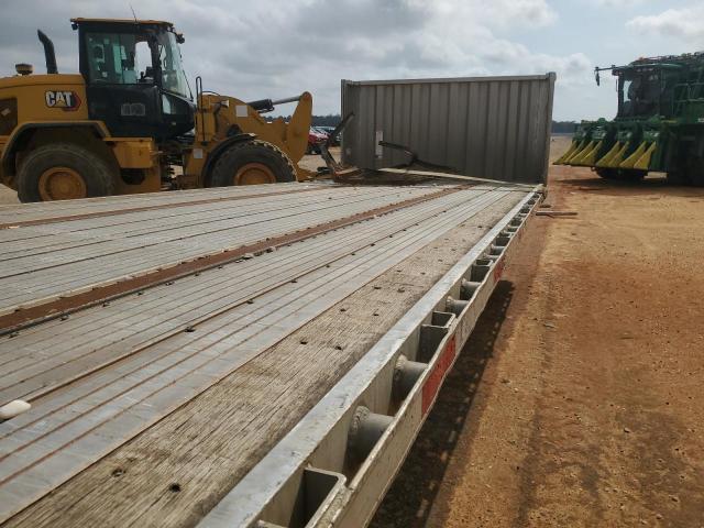 1UYFS246XM5221002 - 2021 UTILITY TRAILER SILVER photo 5