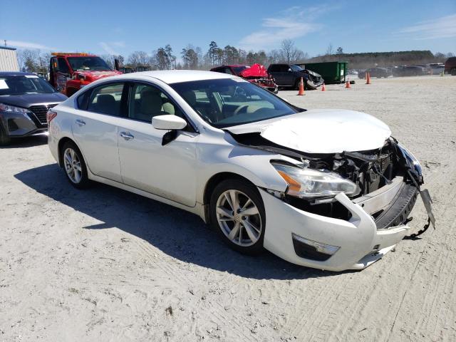 1N4AL3AP5DC182149 - 2013 NISSAN ALTIMA 2.5 WHITE photo 4