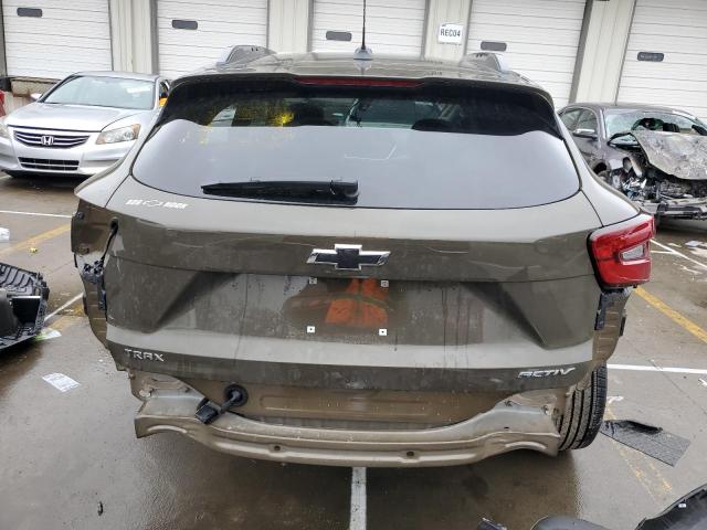 KL77LKE22RC053061 - 2024 CHEVROLET TRAX ACTIV BROWN photo 6