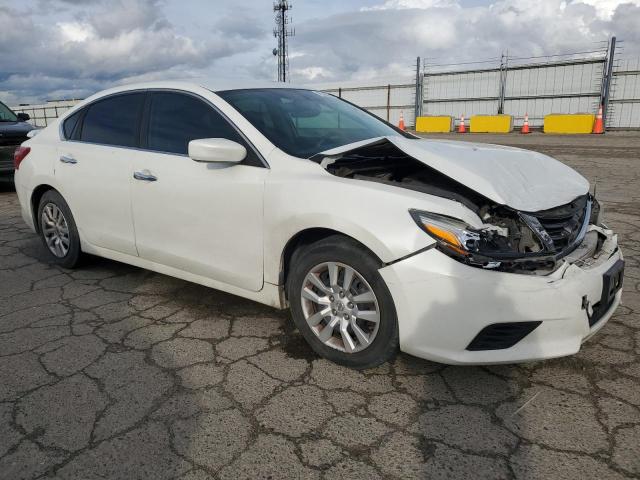 1N4AL3AP2GN332260 - 2016 NISSAN ALTIMA 4D 2.5 WHITE photo 4