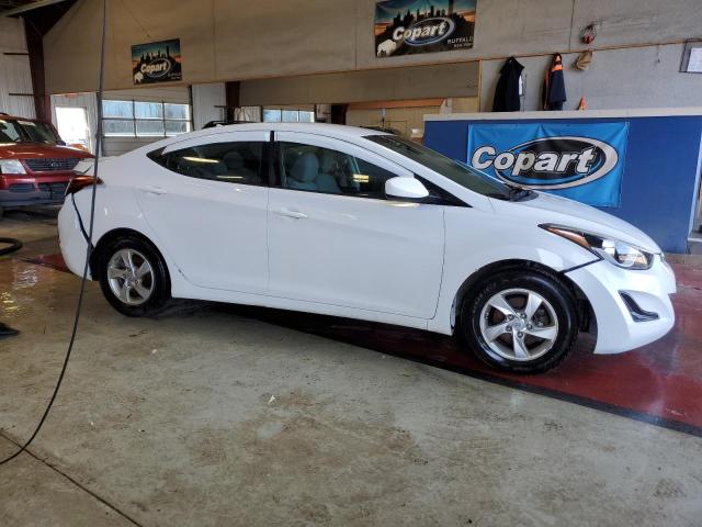 5NPDH4AE9FH547033 - 2015 HYUNDAI ELANTRA SE WHITE photo 4