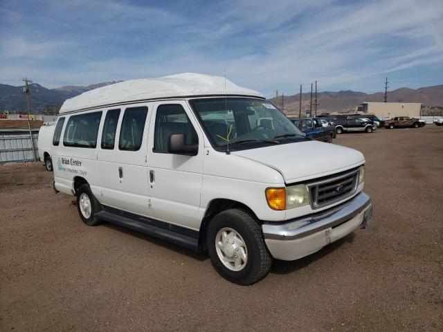 1FBSS31L33HB42110 - 2003 FORD ECONOLINE E350 SUPER DUTY WAGON WHITE photo 1