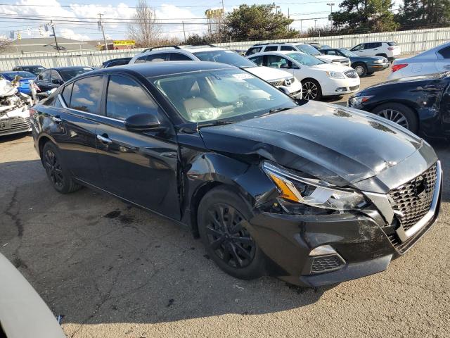 1N4BL4BV3LC204316 - 2020 NISSAN ALTIMA S BLACK photo 4