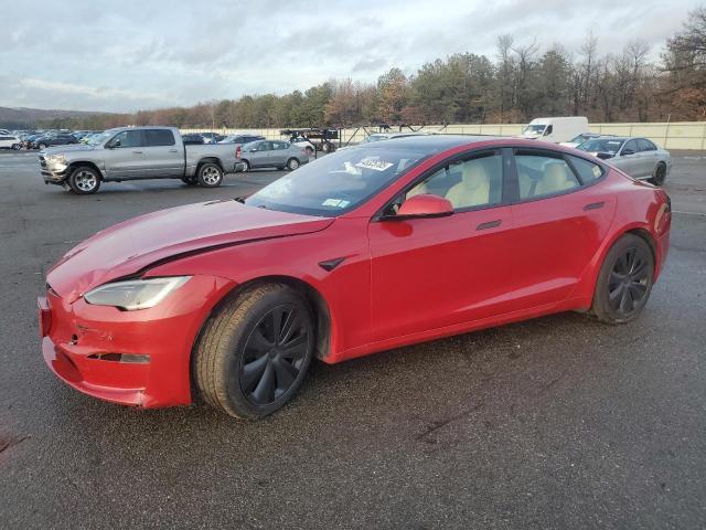 5YJSA1E61NF488716 - 2022 TESLA MODEL S RED photo 1