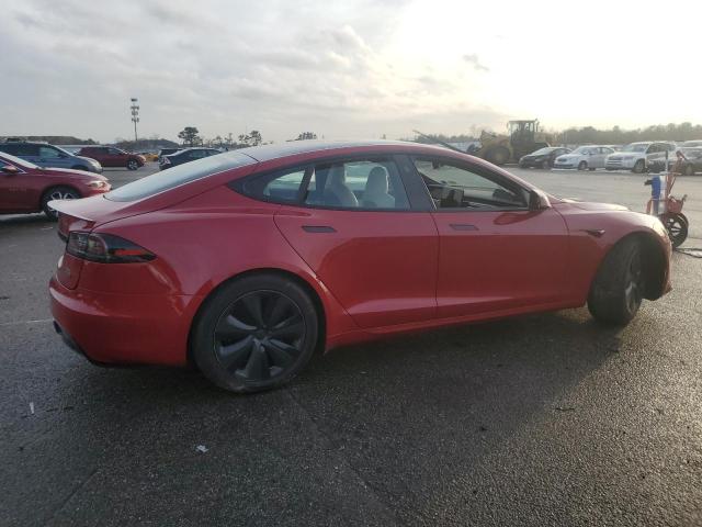 5YJSA1E61NF488716 - 2022 TESLA MODEL S RED photo 3