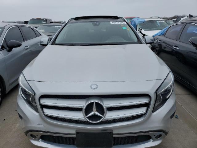 WDCTG4EB3FJ133648 - 2015 MERCEDES-BENZ GLA 250 SILVER photo 5