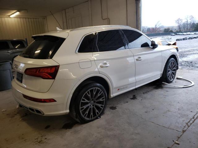 WA1C4AFY9J2132341 - 2018 AUDI SQ5 PRESTIGE WHITE photo 3