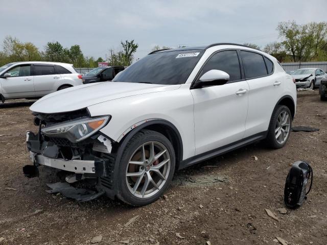 ZASFAKPN9J7B72760 - 2018 ALFA ROMEO STELVIO SPORT თეთრი ფოტო 1