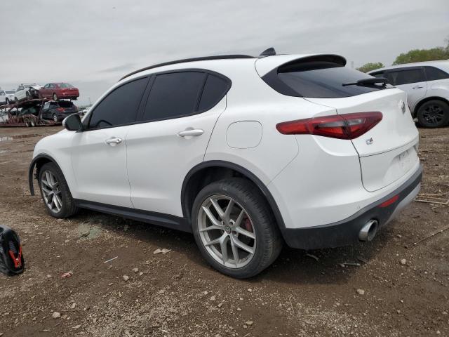 ZASFAKPN9J7B72760 - 2018 ALFA ROMEO STELVIO SPORT თეთრი ფოტო 2
