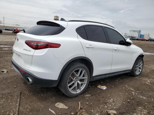 ZASFAKPN9J7B72760 - 2018 ALFA ROMEO STELVIO SPORT თეთრი ფოტო 3