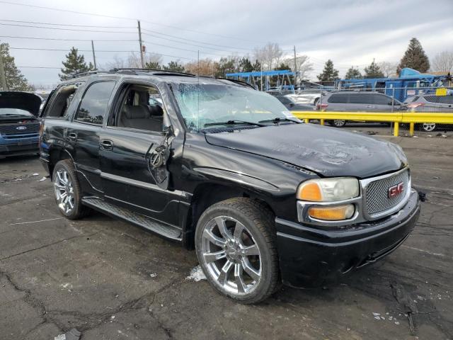 1GKEK63U72J182119 - 2002 GMC DENALI BLACK photo 4