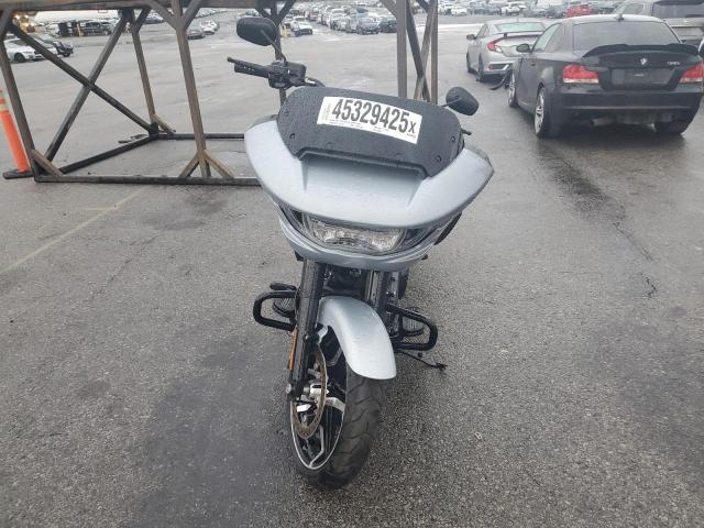 1HD1KH720RB640262 - 2024 HARLEY-DAVIDSON FLTRX 银色 照片 2