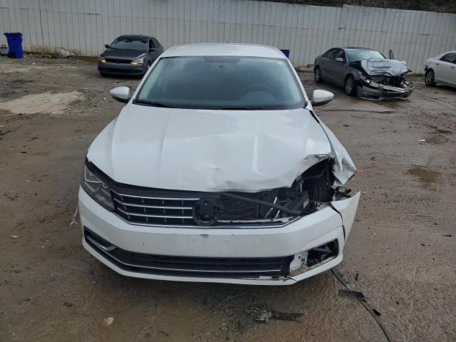 1VWAT7A38HC049029 - 2017 VOLKSWAGEN PASSAT S WHITE photo 5