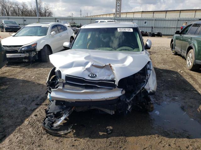 KNDJN2A2XK7002110 - 2019 KIA SOUL SILVER photo 5