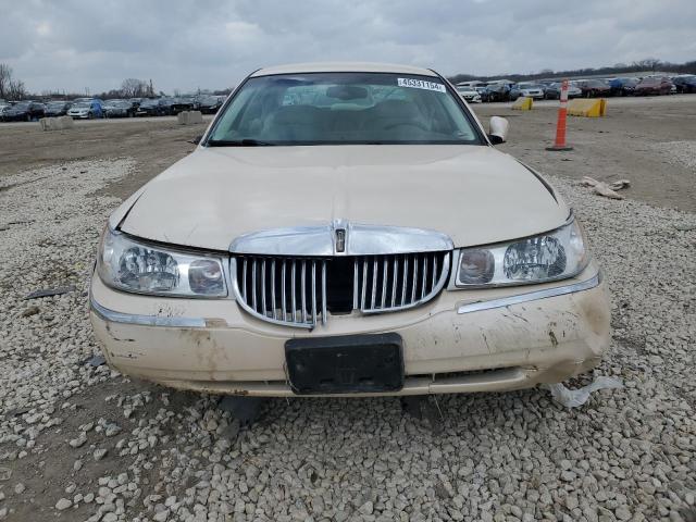 1LNFM83W4WY672713 - 1998 LINCOLN TOWN CARTIER WHITE photo 5