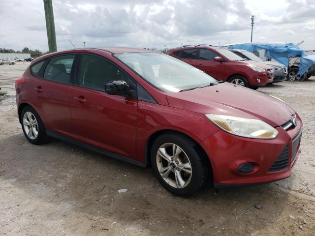 1FADP3K25DL213680 - 2013 FORD FOCUS SE RED photo 4