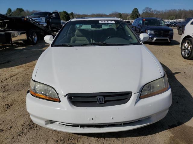 1HGCG3257YA016190 - 2000 HONDA ACCORD EX WHITE photo 5