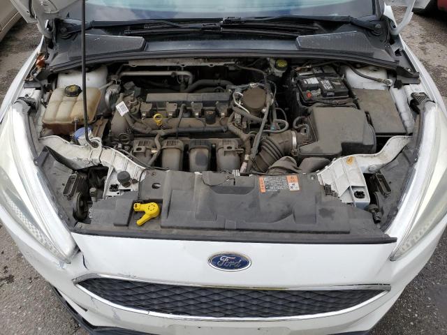 1FADP3K22FL281969 - 2015 FORD FOCUS SE WHITE photo 11