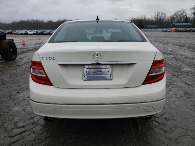 WDDGF5EBXBF637939 - 2011 MERCEDES-BENZ C 300 WHITE photo 6