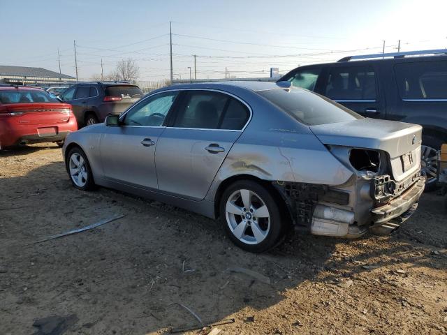 WBANF73586CG69354 - 2006 BMW 530 XI SILVER photo 2