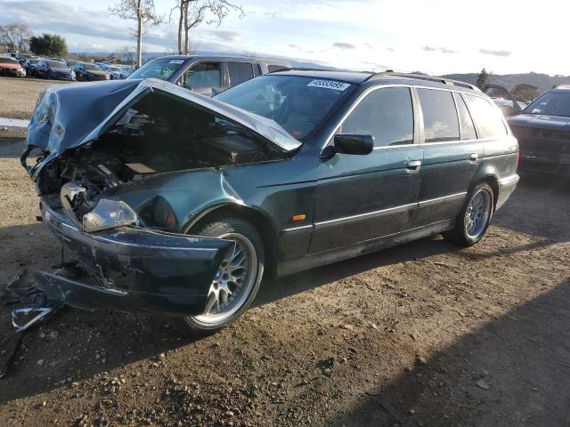 WBADP6347YBV63784 - 2000 BMW 528 IT AUTOMATIC GREEN photo 1