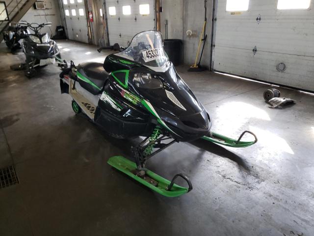 4UF10SNW6AT808228 - 2010 ARCTIC CAT M8 SNO PRO GREEN photo 1