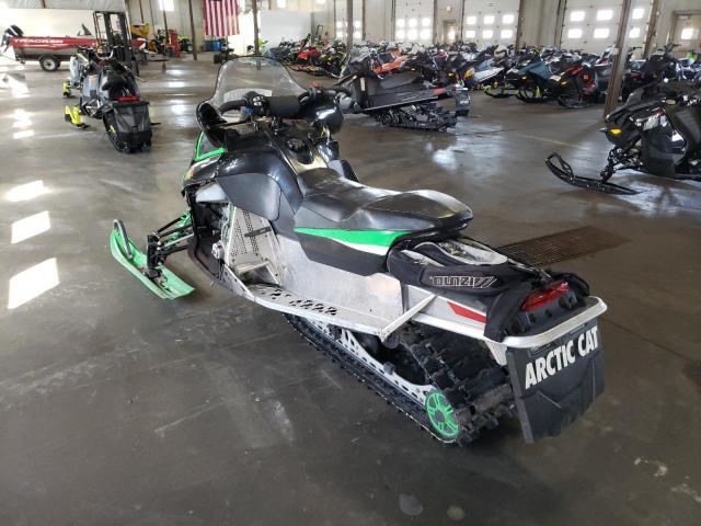 4UF10SNW6AT808228 - 2010 ARCTIC CAT M8 SNO PRO GREEN photo 3