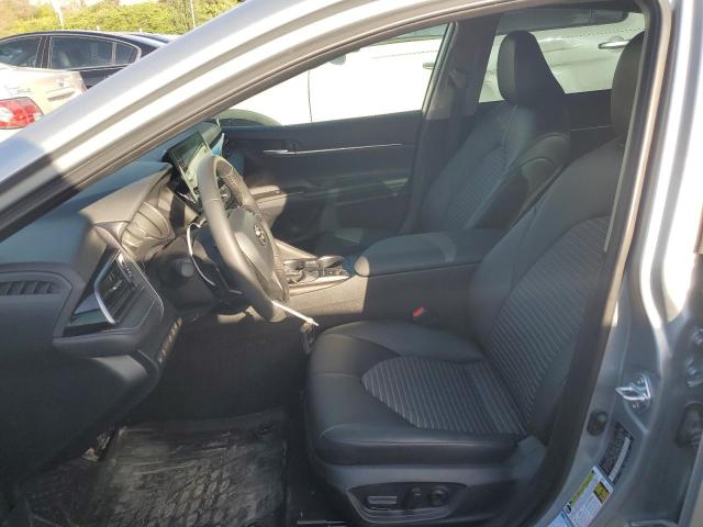 4T1T11BK2RU108698 - 2024 TOYOTA CAMRY SE NIGHT SHADE SILVER photo 7