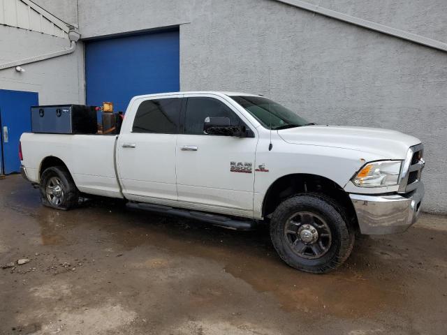 3C63R3HL5HG729564 - 2017 RAM 3500 SLT WHITE photo 4