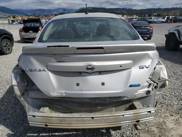 3N1CN7AP0GL876358 - 2016 NISSAN VERSA S SILVER photo 6