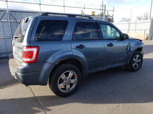 1FMCU9D79CKC25468 - 2012 FORD ESCAPE XLT BLUE photo 3