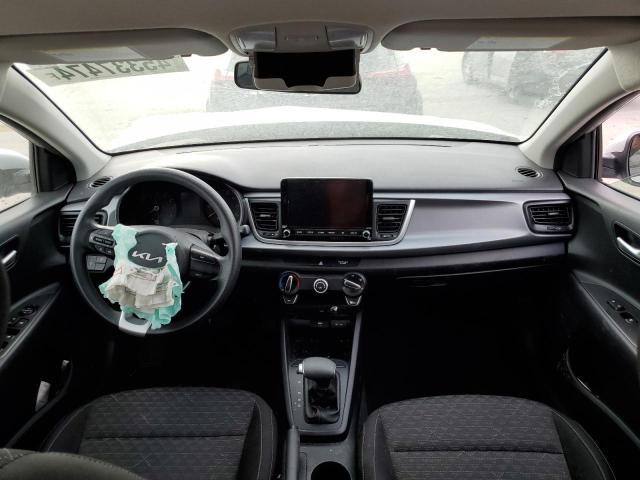 3KPA24AD5NE504226 - 2022 KIA RIO LX GRAY photo 8