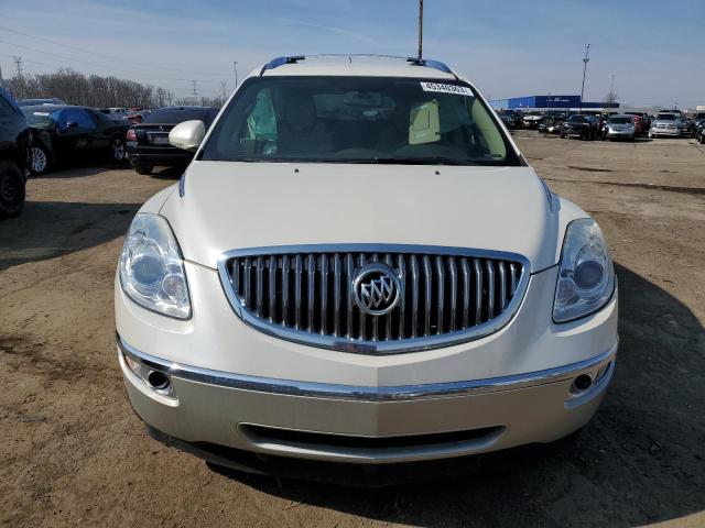 5GAKVBED2BJ268323 - 2011 BUICK ENCLAVE CXL WHITE photo 5