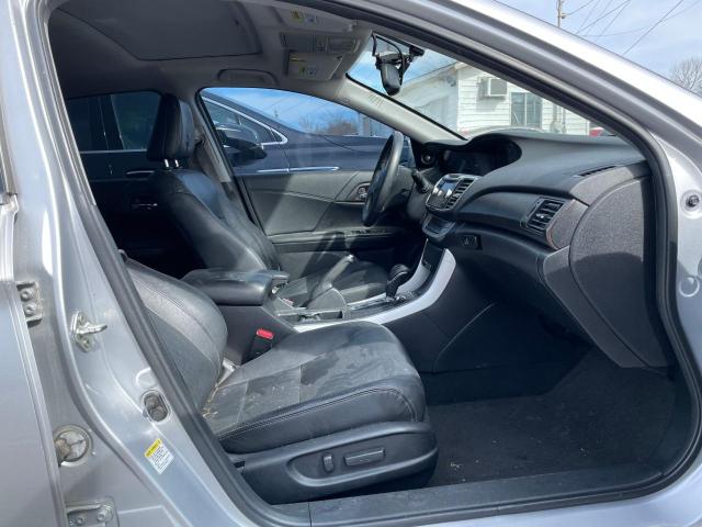 1HGCR3F86EA005269 - 2014 HONDA ACCORD EXL SILVER photo 5