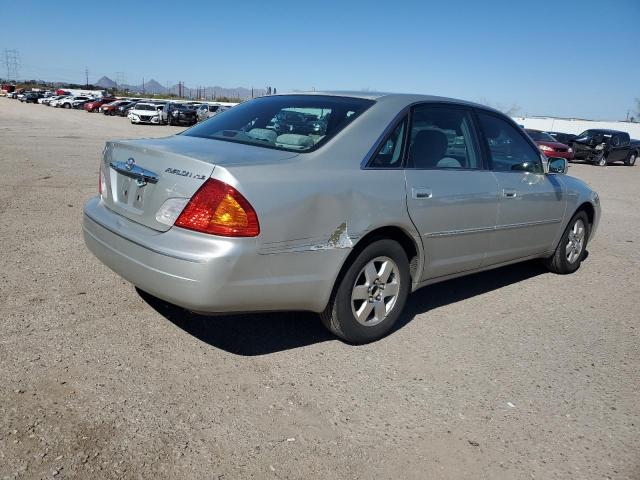 4T1BF28B3YU113398 - 2000 TOYOTA AVALON XL SILVER photo 3