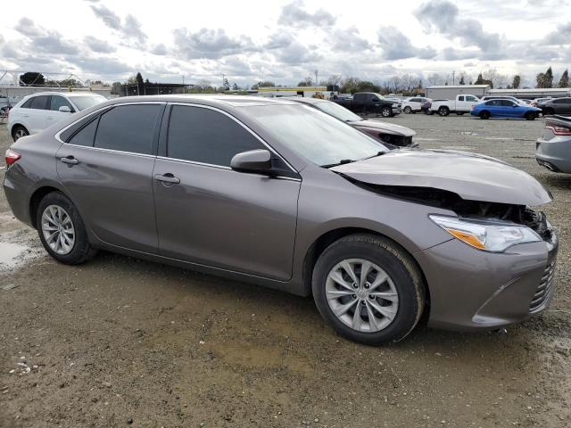 4T1BF1FK7HU374661 - 2017 TOYOTA CAMRY LE CHARCOAL photo 4