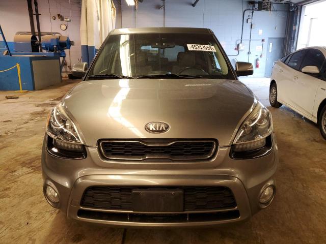 KNDJT2A69D7597236 - 2013 KIA SOUL + SILVER photo 5