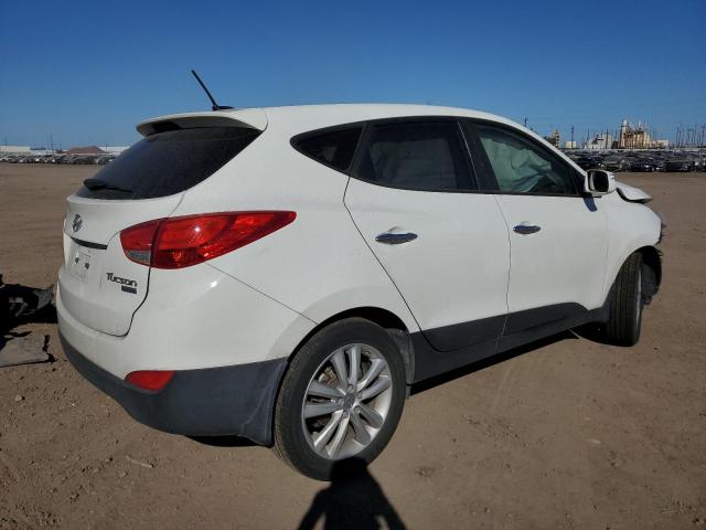 KM8JU3AC2BU172458 - 2011 HYUNDAI TUCSON GLS WHITE photo 3