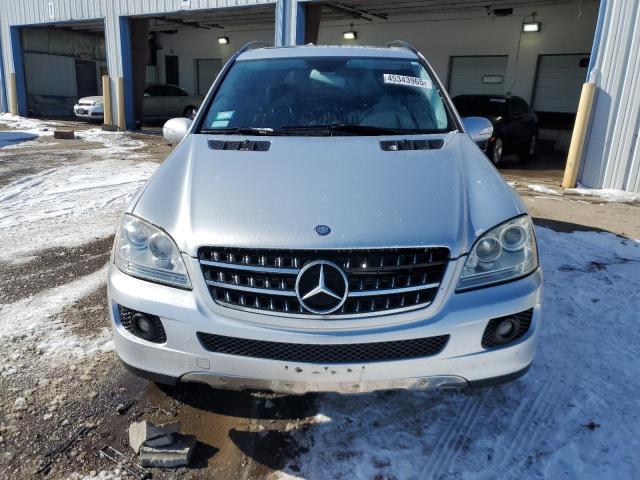 4JGBB22E98A387057 - 2008 MERCEDES-BENZ ML 320 CDI SILVER photo 5