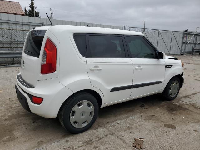 KNDJT2A56C7462074 - 2012 KIA SOUL WHITE photo 3