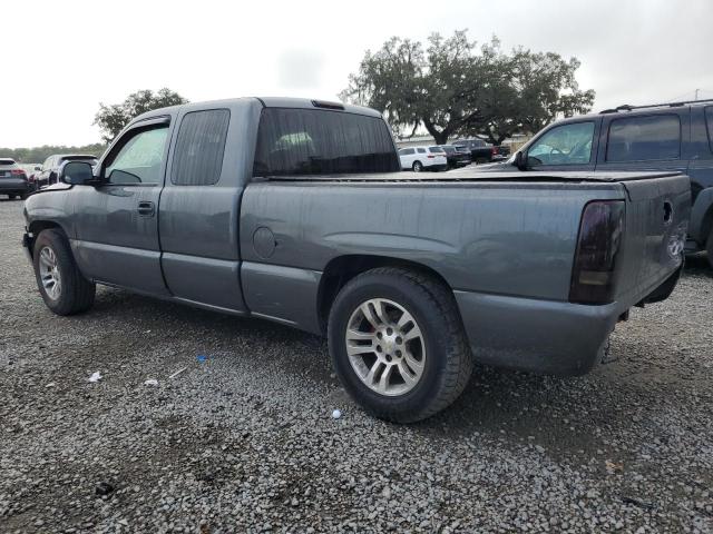 2GCEC19T4Y1137197 - 2000 CHEVROLET SILVERADO C1500 GRAY photo 2