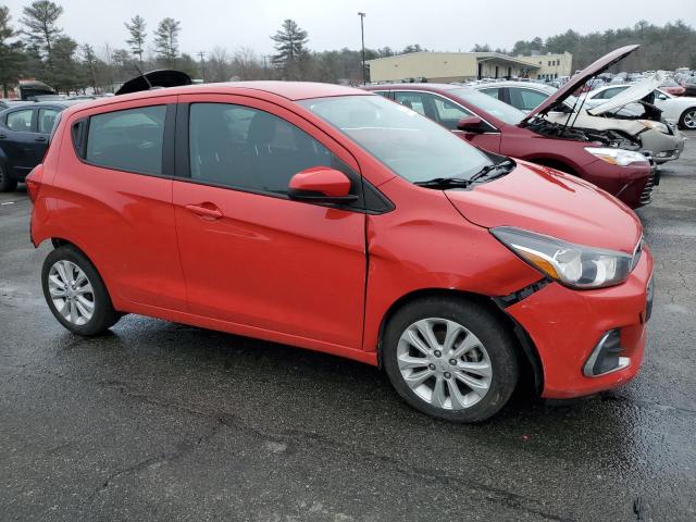 KL8CD6SA0JC439895 - 2018 CHEVROLET SPARK 1LT RED photo 4