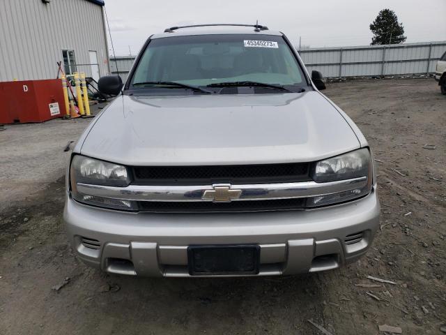 1GNDT13S952361354 - 2005 CHEVROLET TRAILBLAZE LS SILVER photo 5