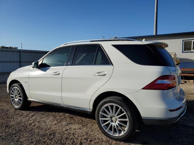 4JGDA5HB1CA005140 - 2012 MERCEDES-BENZ ML 350 4MATIC WHITE photo 2