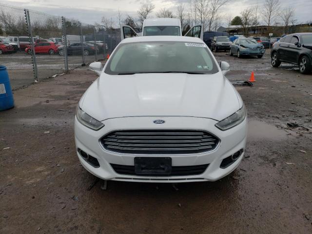 3FA6P0K91FR186504 - 2015 FORD FUSION TITANIUM WHITE photo 5