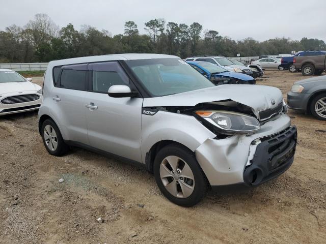 KNDJN2A20F7778560 - 2015 KIA SOUL SILVER photo 4