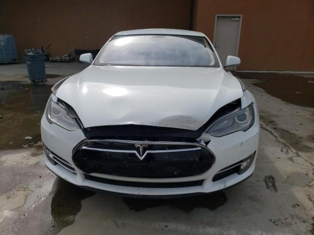 5YJSA1CG8DFP27639 - 2013 TESLA MODEL S Սպիտակ լուսանկար 5